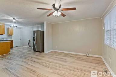 Main picture of 110 Hillview Ave
