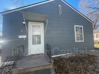 Main picture of 4313 E Boston Dr