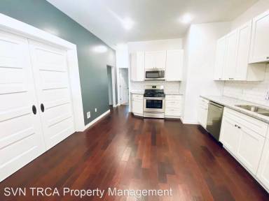 Main picture of 3521 Shadeland Ave