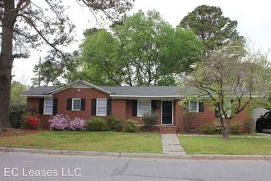 Main picture of 101 N Meade St