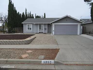Main picture of 3007 Vesuvius Ln
