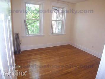 Main picture of 110 Warren St