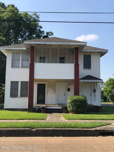 Main picture of 1935 Vance Ave