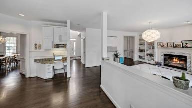 Main picture of 2401 Pathway Dr