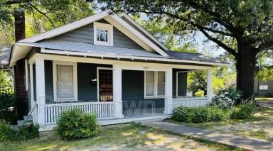 Main picture of 3536 Spottswood Ave