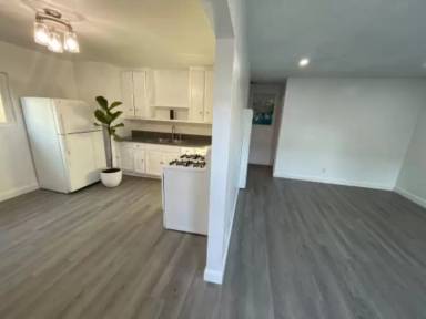 Main picture of 1612 W 226th St