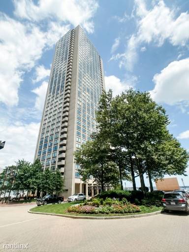 Main picture of Harbor Towers