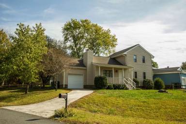 Main picture of 11722 Carmel Lakes Dr