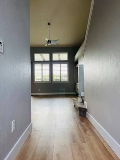 Main picture of 3311 N Fontana Ct