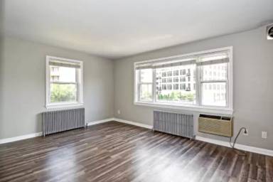 Main picture of 7034 Strathmore St