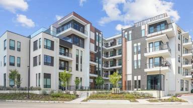 Main picture of Lyle