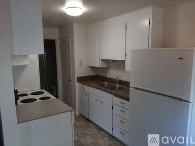 Main picture of 202 E 15th Ave