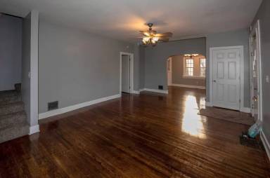 Main picture of 1714 E Walnut St