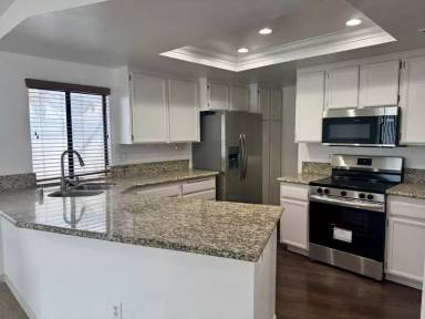 Main picture of 9270 Towne Centre Dr