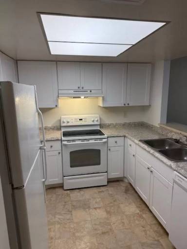 Main picture of 2877 Regency Dr