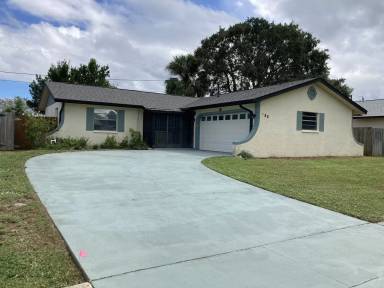 Main picture of 711 Walnut Dr