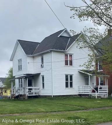 Main picture of 120 N Wiley St