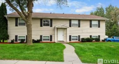Main picture of 16953 Garcia Way W