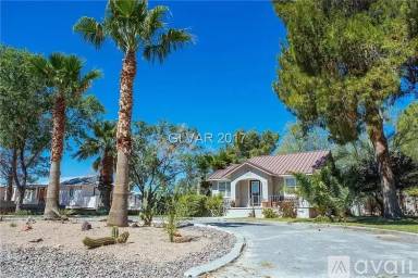 Main picture of 8015 La Cienega St