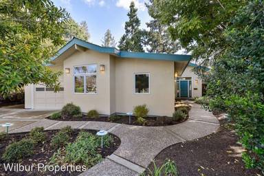 Main picture of 2499 Burnham Way