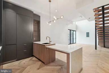 Main picture of 23 Logan Cir NW