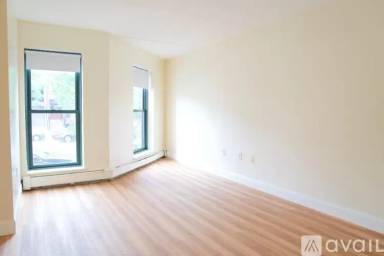 Main picture of 400 Massachusetts Ave