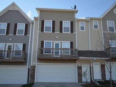 Main picture of Village at North Pointe