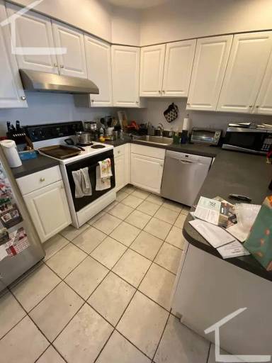 Main picture of 250 Allston St