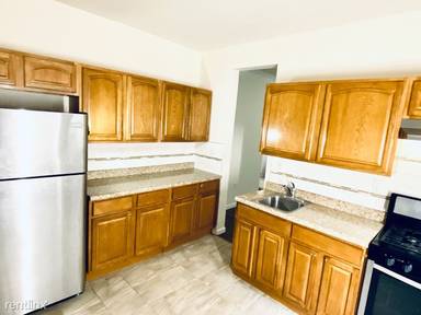 Main picture of 5915 Kennedy Blvd E