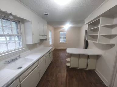 Main picture of 602 Larkspur Rd
