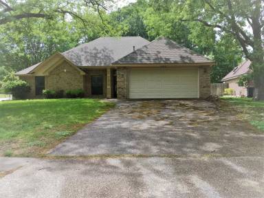 Main picture of 602 Diana Ln