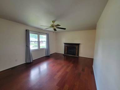 Main picture of 1223 Dogwood Ln