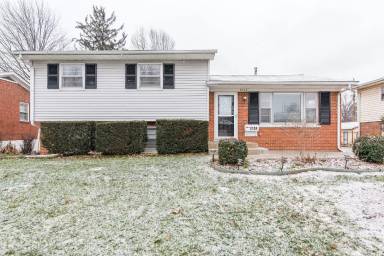 Main picture of 2124 Violet Rd