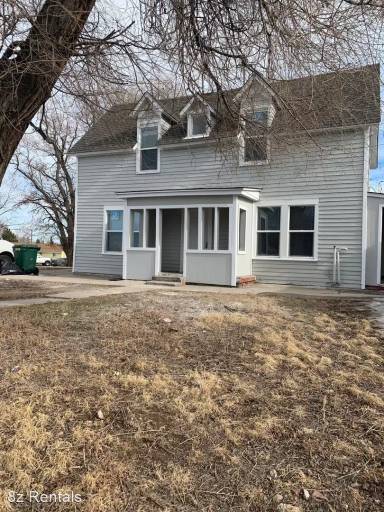 Main picture of 302 12th Ave
