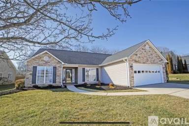 Main picture of 178 Cottage Ridge Rd