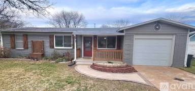 Main picture of 906 Penrod Dr