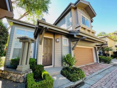 Main picture of 1075 River Rock Ln