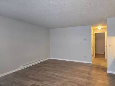 Main picture of 5426 N Martin St