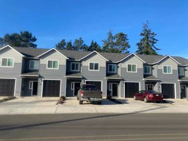 Main picture of 216 Norman Ave