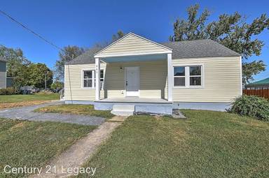 Main picture of 905 1/2 Hill St