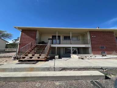 Main picture of 1048 Western Dr