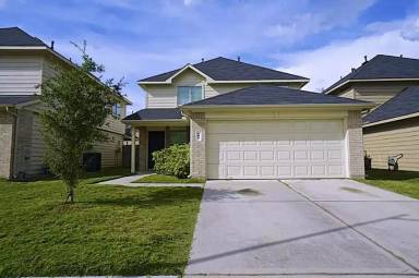 Main picture of 882 Sun Prairie Dr