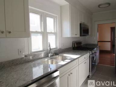 Main picture of 253 E Squantum St