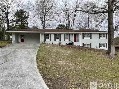 Main picture of 4687 S Stratford Oaks Dr