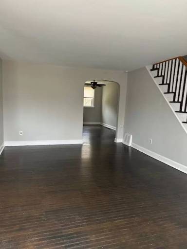 Main picture of 1040 S Lynbrook Rd
