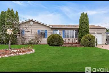 Main picture of 1008 4th Ave