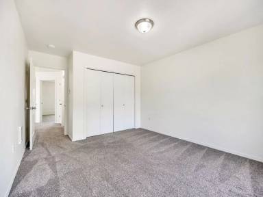 Main picture of 1538 S Main Ave