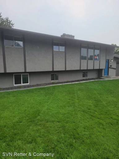Main picture of 714 S Sharron St