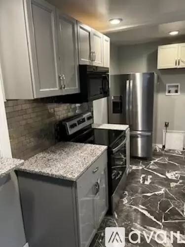 Main picture of 4221 N Whittier Pl