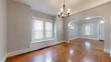 Main picture of 3394 W 100th St